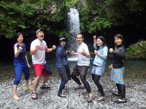 6月「湧水トレッキング～洞窟探検」を開催しました！：詳細ページを見る