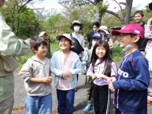 4月「ろうきん森の学校自然体験活動」を開催しました♪：詳細ページを見る